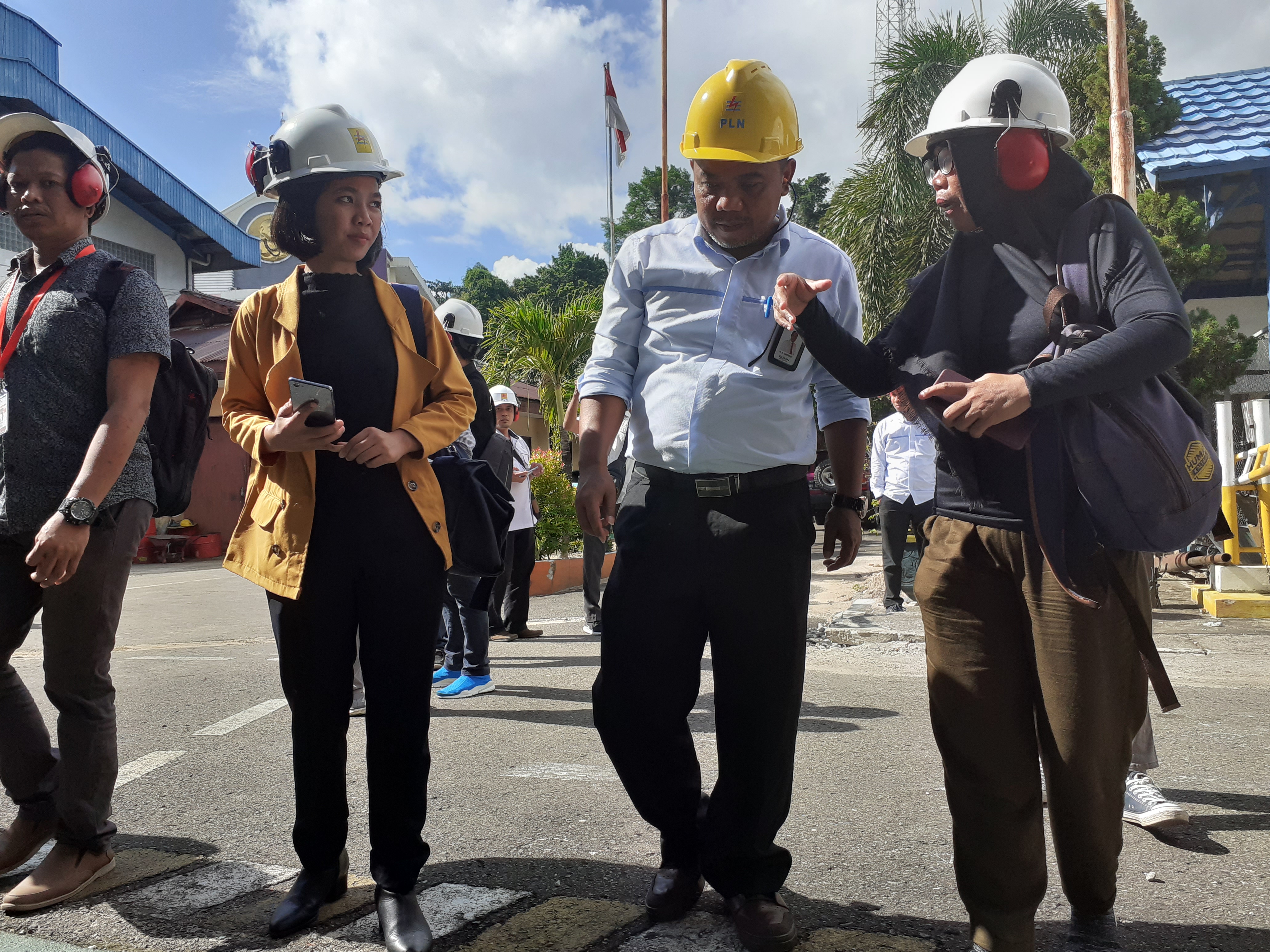Media Gathering PLN, Wartawan Diajak Tinjau Mesin Pembangkit