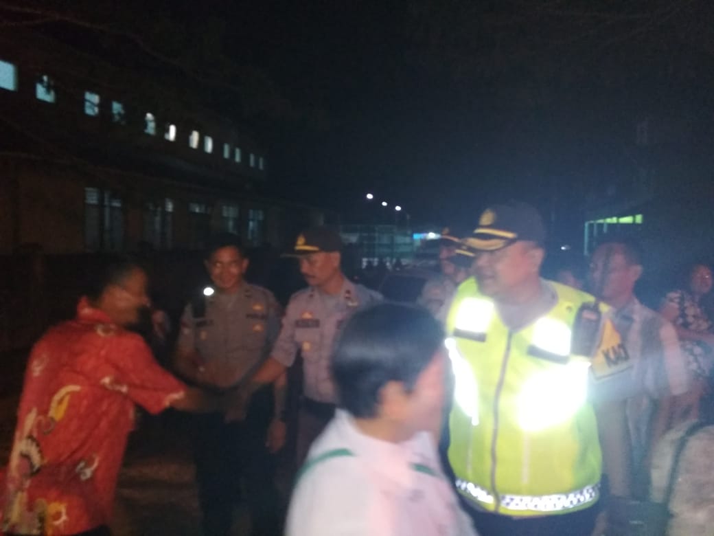 Kapolres Malinau Turun Langsung Amankan Ibadah Malam Natal