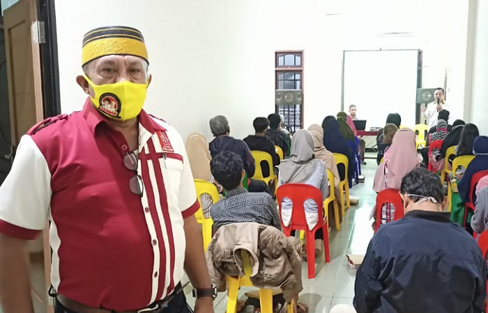 Ratusan Saksi di Tarakan yang Bertugas di TPS dari Paslon IRAW Dibekali Pelatihan