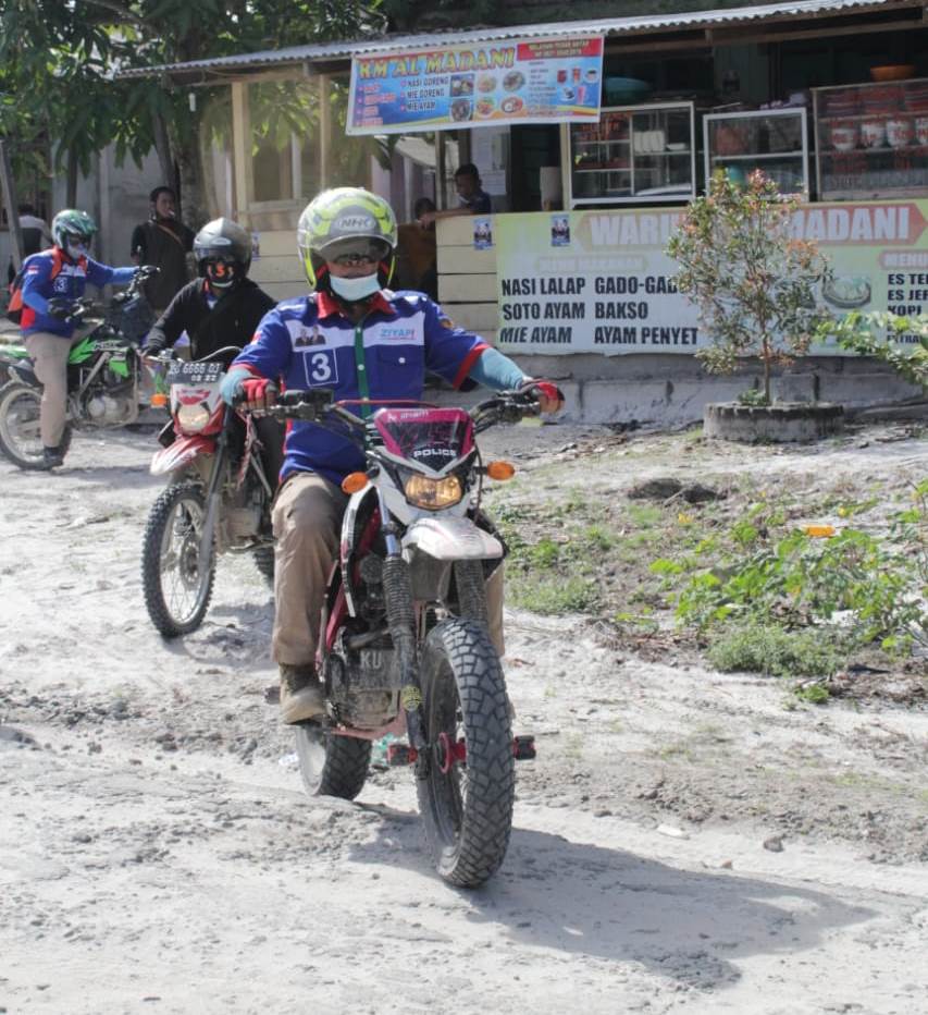 Jaring Aspirasi dari Desa, Zainal Paliwang Sempat Terjatuh dari Motor, Baju Sobek dan Siku Terluka