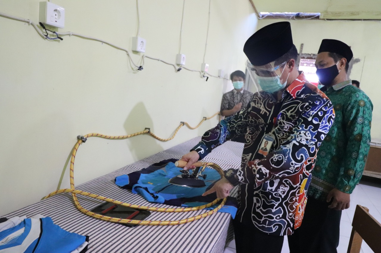 BI Kaltara Salurkan Bantuan Perangkat Laundry untuk Ponpes Daarul Ilmi Muhammadiyah Tarakan