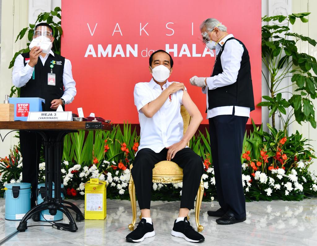 Menerima Vaksin Covid-19 Perdana, Jokowi: Tidak Terasa Sama Sekali