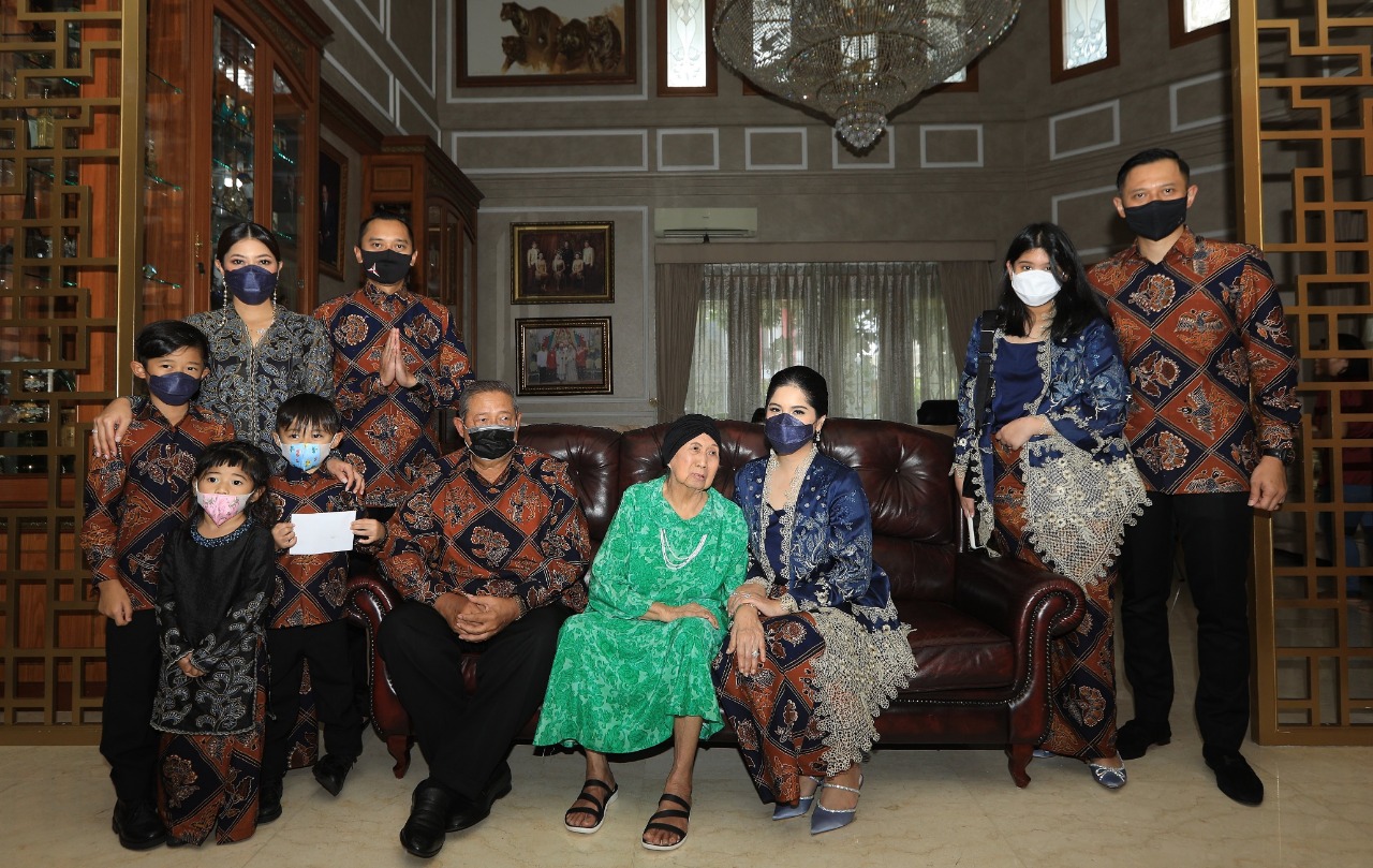 SBY Rayakan Idulfitri Bersama Keluarga