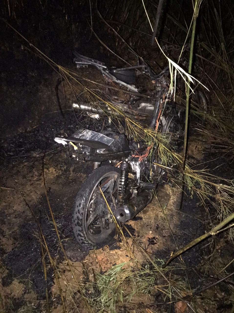 Dua Unit Sepeda Motor Milik Warga Sebengkok Hangus Terbakar