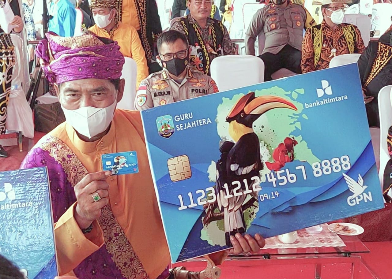 HUT ke-9 Kaltara Dirangkai Launching Desain Baru ATM dan Buku Batik