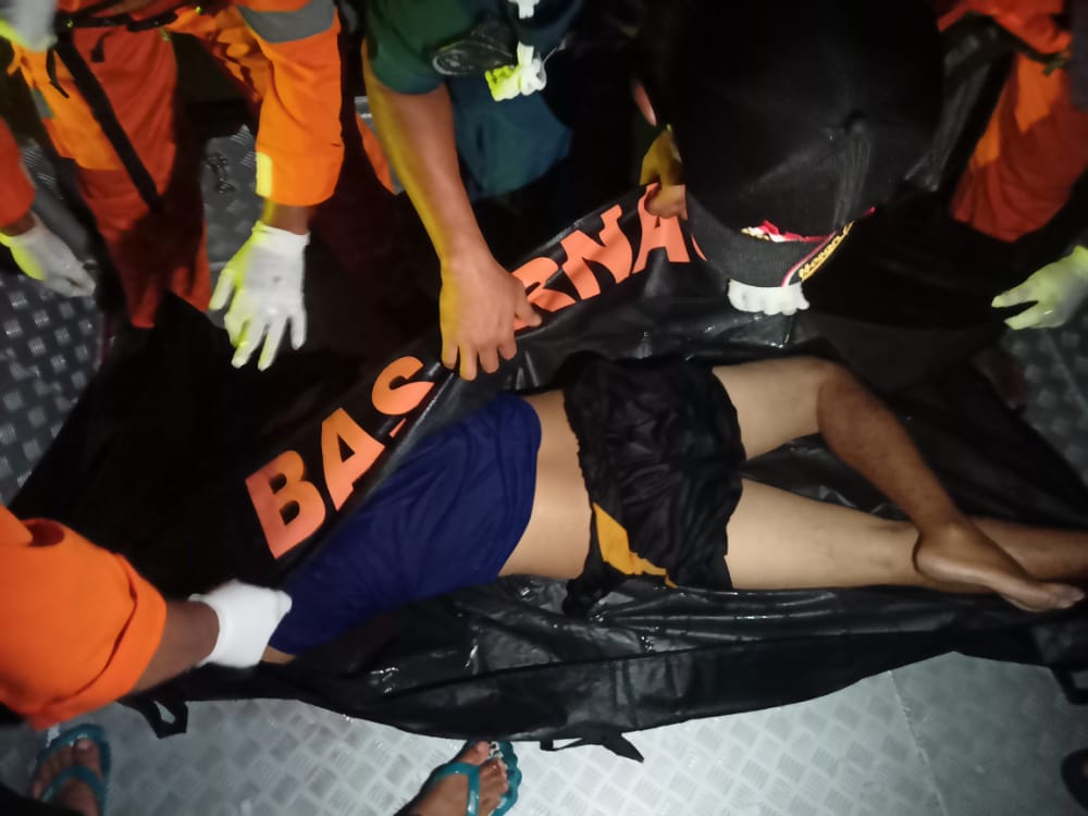 Seorang Warga Ditemukan Tewas Mengambang di Tanjung Pasir