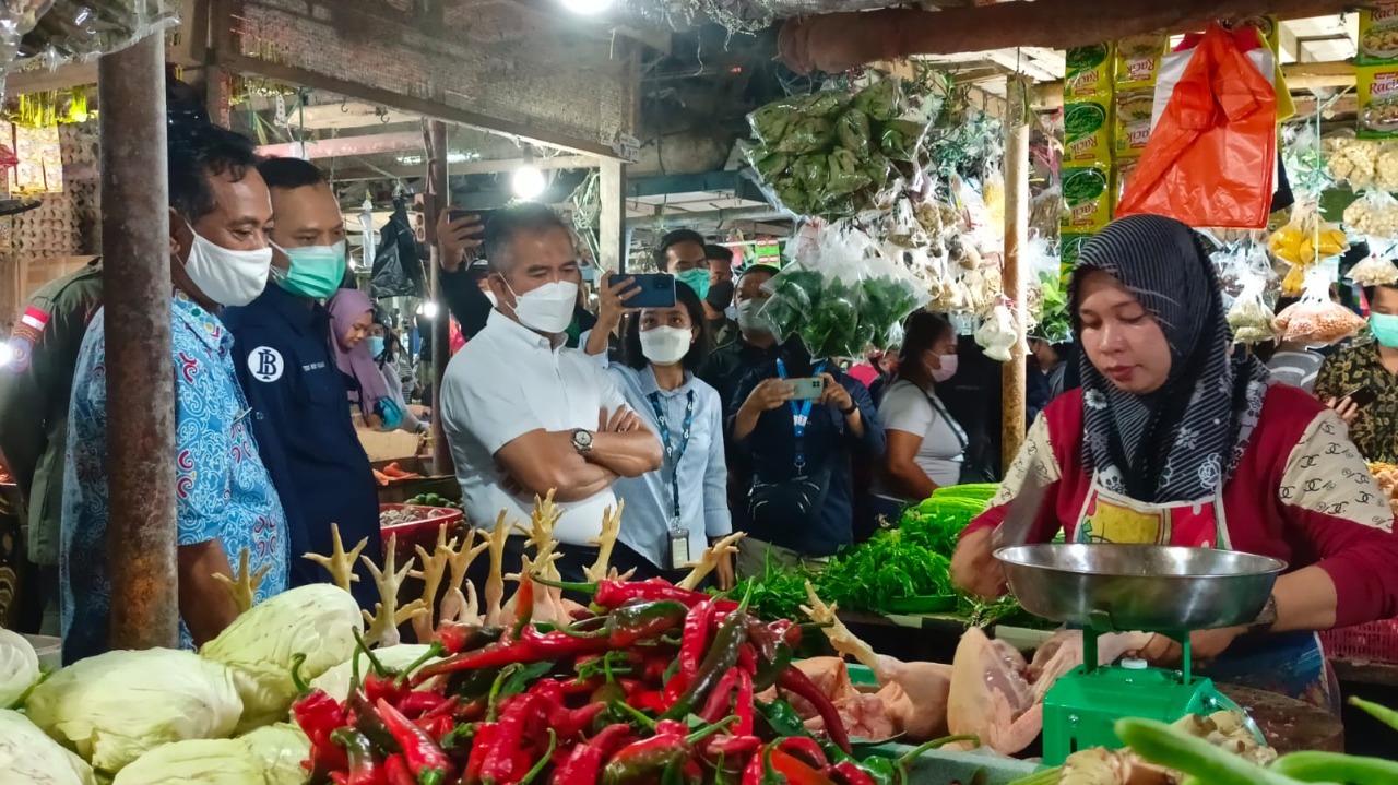 Walikota Tarakan Sidak Pasar, Harga Sembako Relatif Stabil