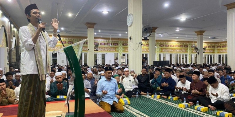 Hasan Basri Hadiri Tabligh Akbar UAS di Tanjung Selor