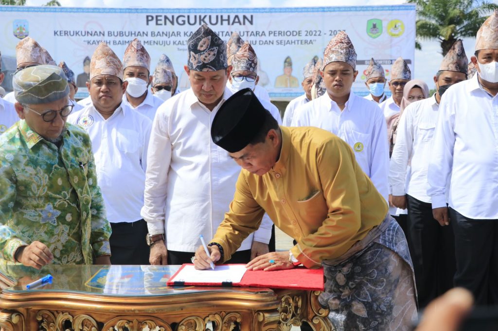 Lewat Pantun, Gubernur Ajak Kerukunan Banjar Ikut Membangun Kaltara
