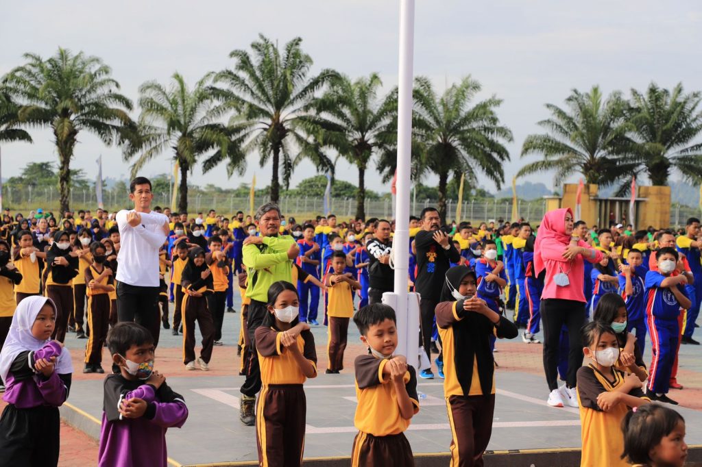 Pelajar Kaltara Ikut Sukseskan Pemecahan Rekor MURI Launching SKJ