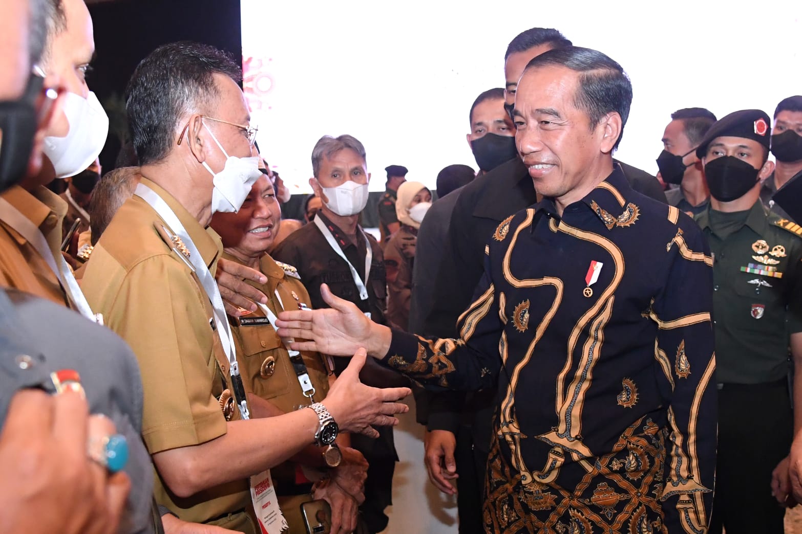 Jaga Devisa, Presiden Dorong Kepala Daerah Ajak Masyarakat Wisata di Dalam Negeri