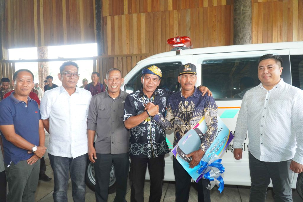 Dua Desa di Tanjung Palas Timur Dapat Bantuan Ambulans