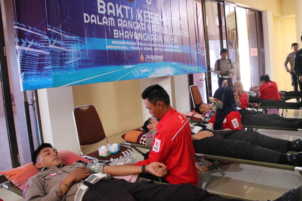 Polda Kaltara Gelar Donor Darah Dalam Rangka Hari Lalu Lintas Bhayangkara