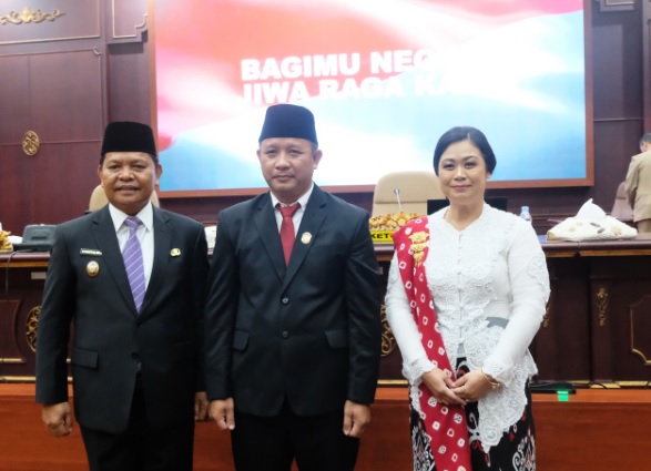 Arif Sudarwan Resmi Gantikan Amrin Sitanggang sebagai Anggota DPRD Nunukan