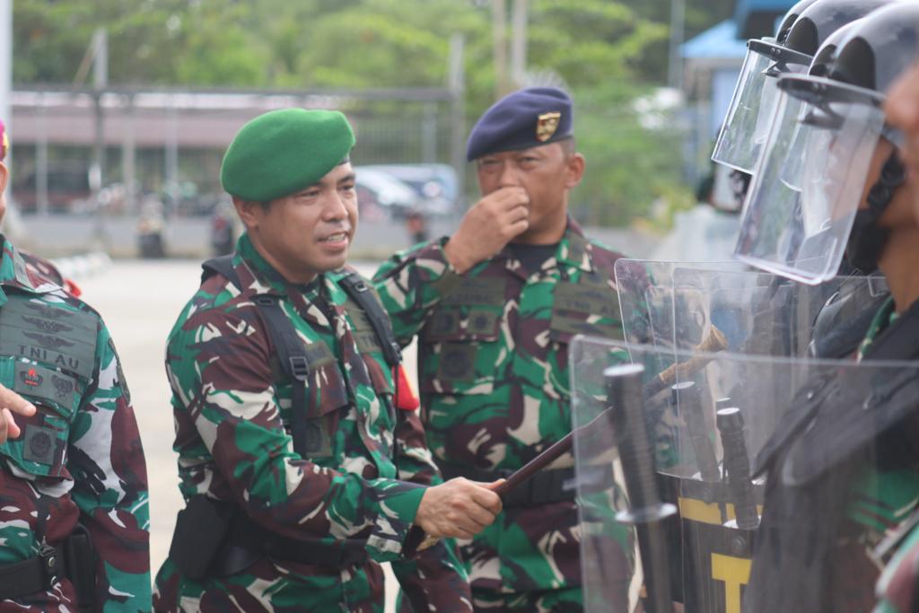 Danrem 092/Mrl Cek Kesiapan Prajurit TNI Jelang Pemilu 2024