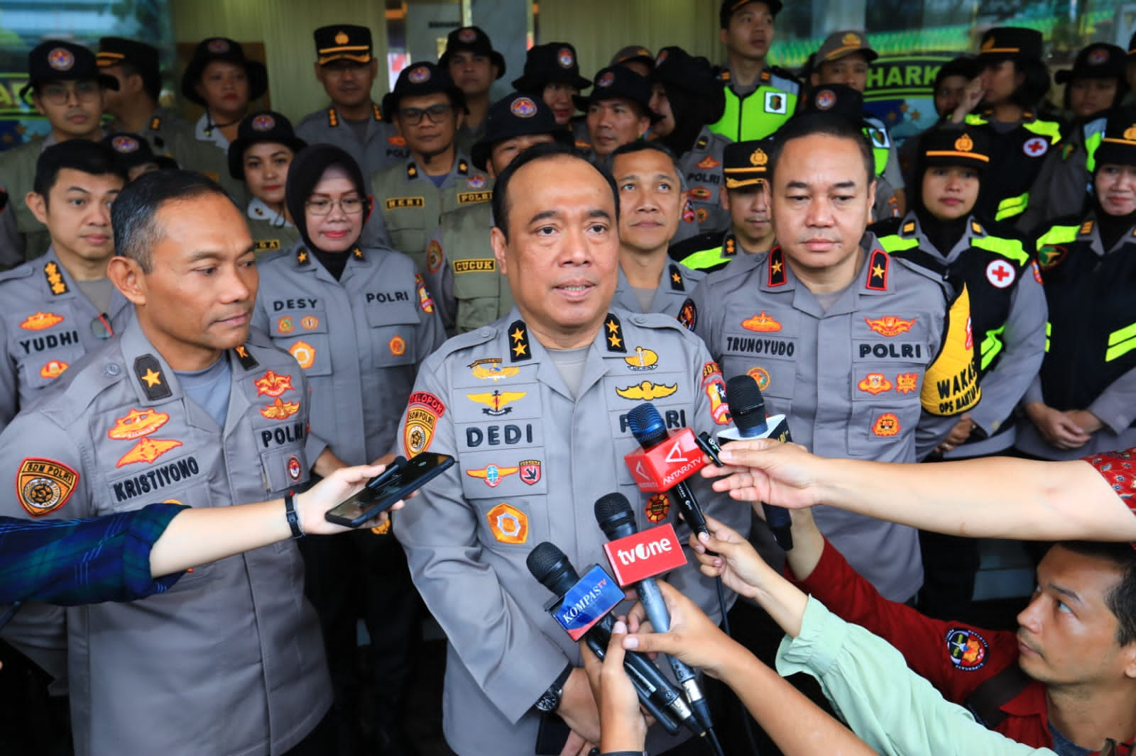 Bantu Korban Banjir Demak, Polri Kirim Tim Kemanusiaan