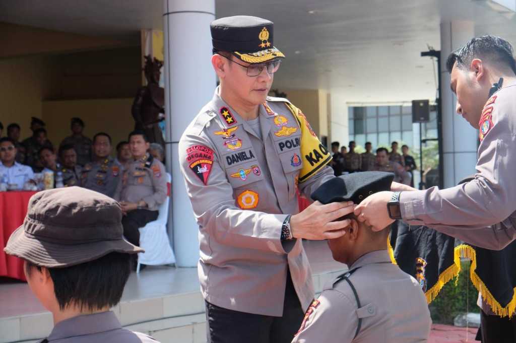 Kapolda Kaltara Tutup Tradisi pembaretan Bintara remaja angkatan 50/54 Polda Kaltara