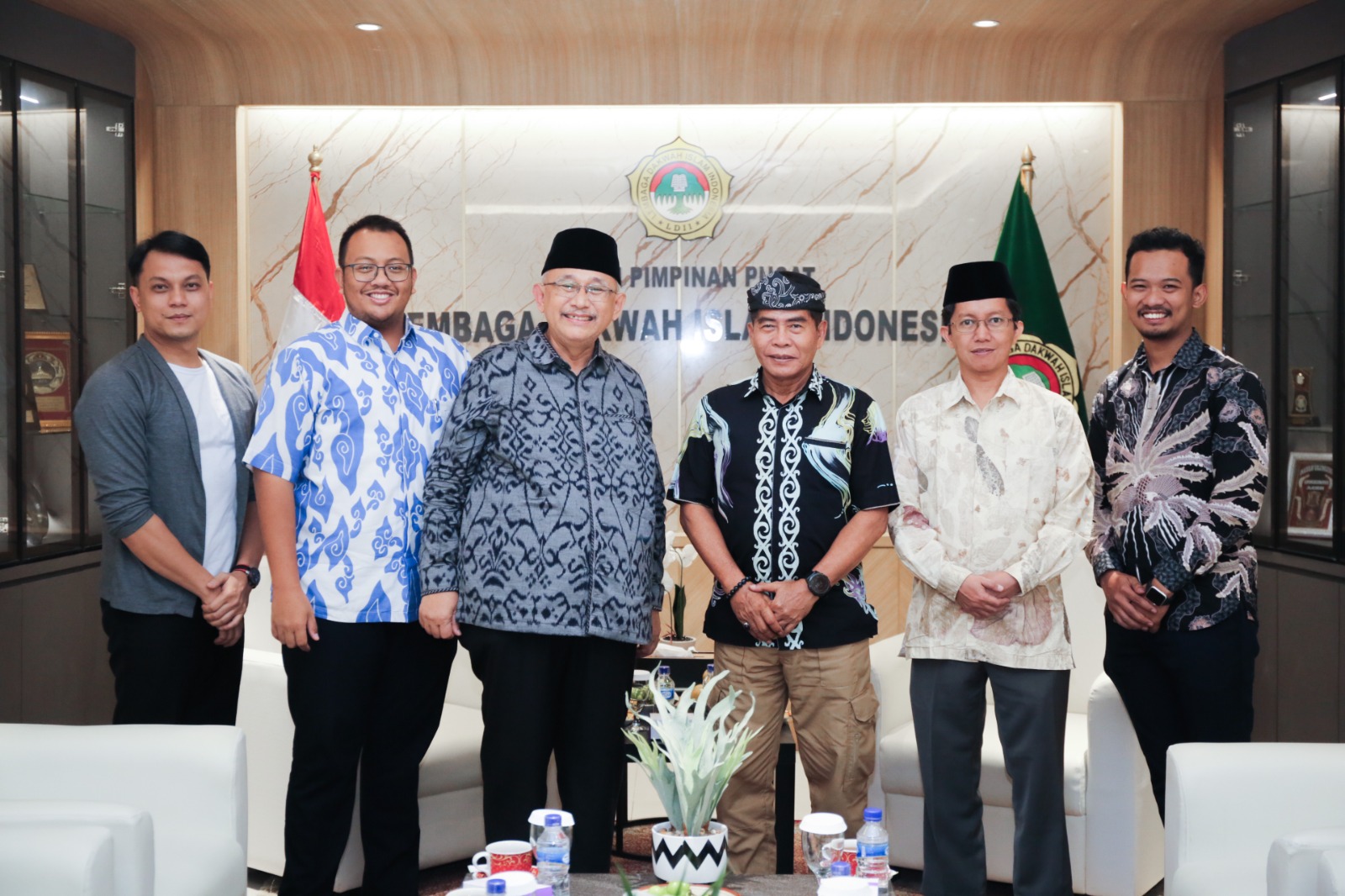 Jelang Debat Kedua, Zainal A Paliwang Temui Ketua DPP LDII di Jakarta