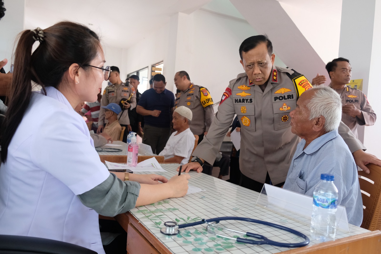 Pengobatan Gratis, Wujud Kedekatan Polda Kaltara Dengan Masyarakat Menyambut HUT Ke-74 Ditpolairud