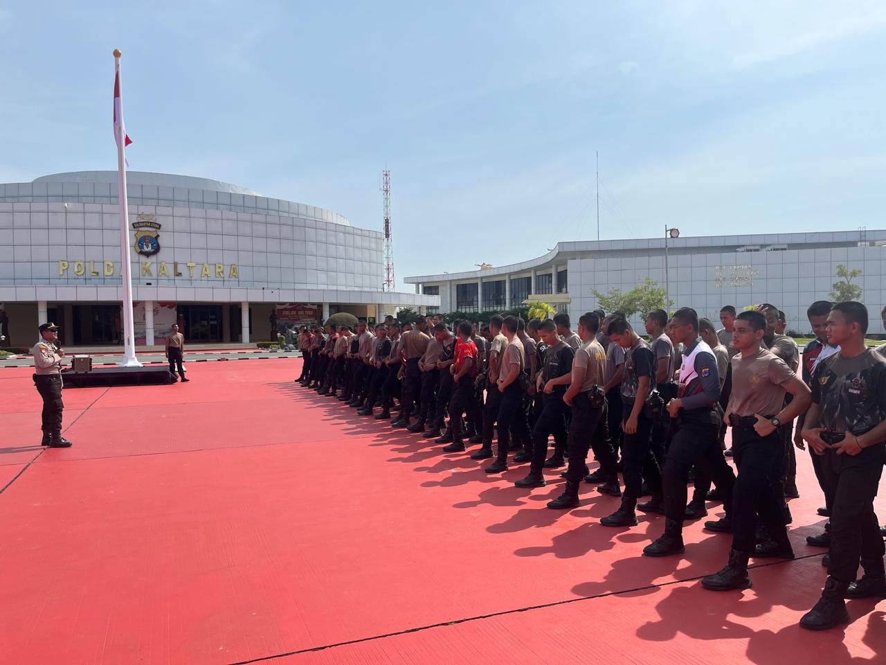 Latihan Dalmas (Pengendalian Massa) Bintara dan Tamtama Remaja Polda Kaltara