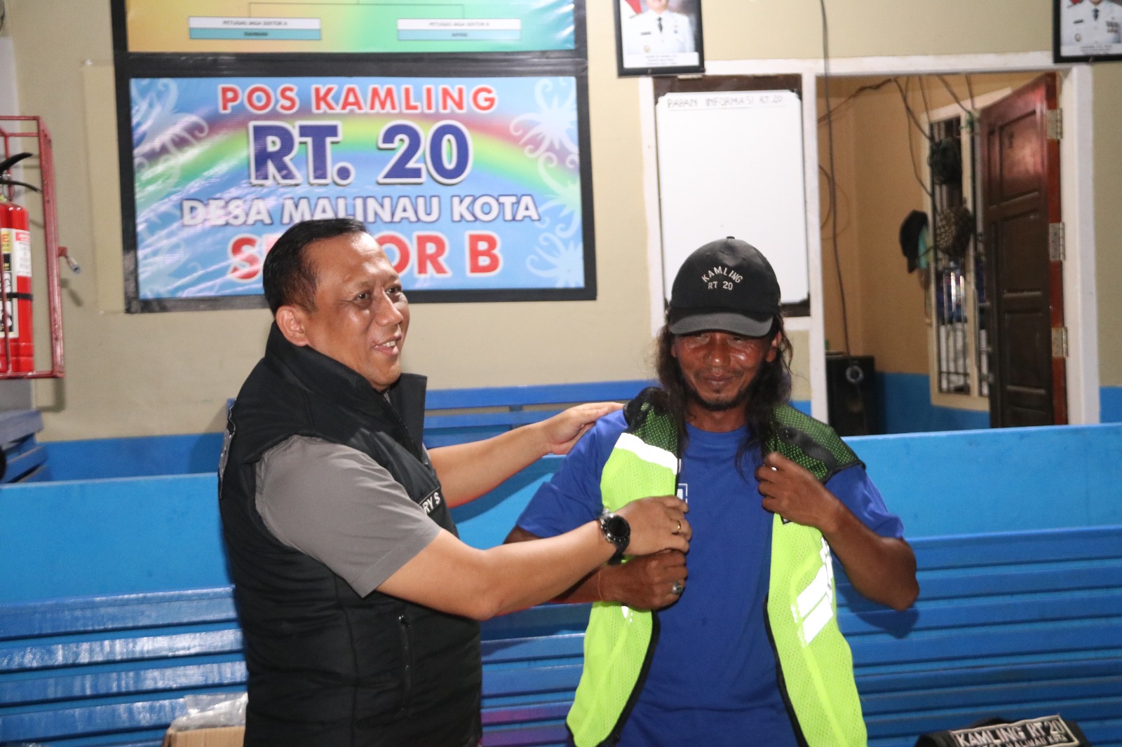 Kapolda Kunjungi Satkamling RT 20 dan RT 17 di Desa Malinau Kota, Berikan Apresiasi dan Serap Aspirasi