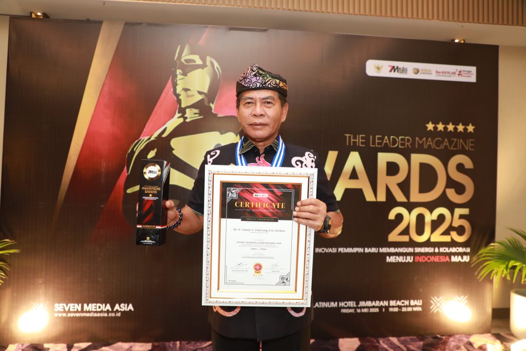 Membanggakan! Gubernur Zainal Kembali Raih Penghargaan “The Best Innovation Leader Indonesia 2025”
