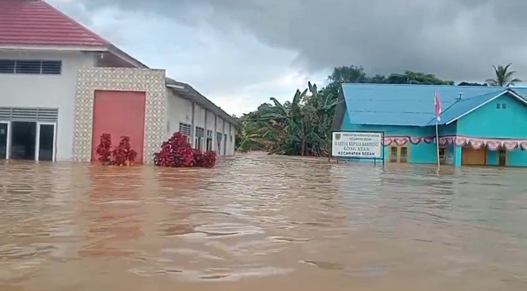 Banjir Kampung Long Ayan Rusak Fasilitas Umum, Poskesdes Lumpuh Total