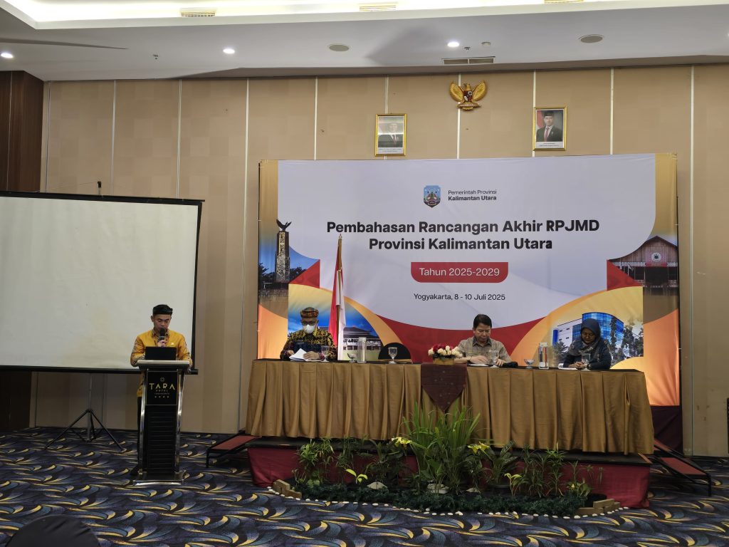 Pj. Sekprov Tekankan Kolaborasi Bersama Pembahasan Rancangan Akhir RPJMD Kaltara 2025-2029
