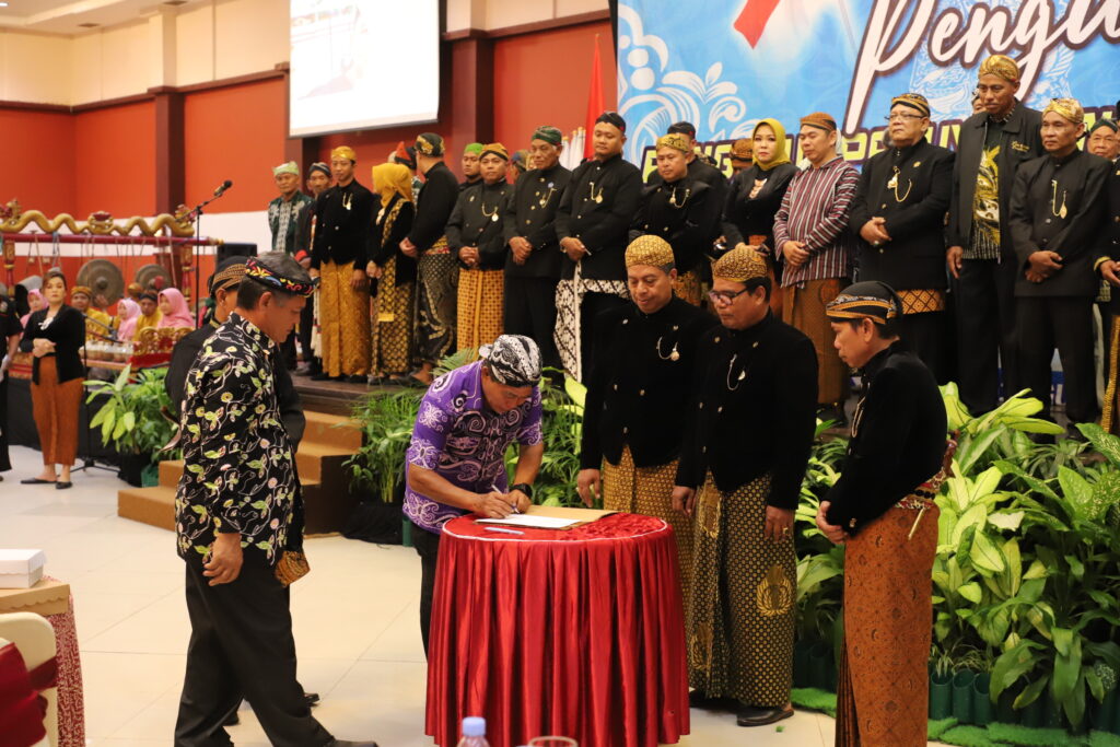 Gubernur Ajak Pakuwaja Tarakan Jaga Budaya dan Semangat Persatuan