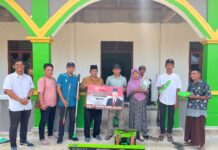 Senator Hasan Basri Bawa Bantuan, Ribuan Warga Kaltara Tersenyum