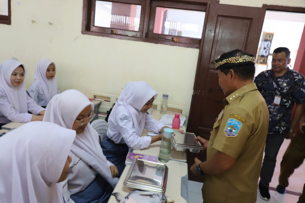 Gubernur Zainal Pastikan Pelaksanaan MBG di Kaltara Berjalan Baik