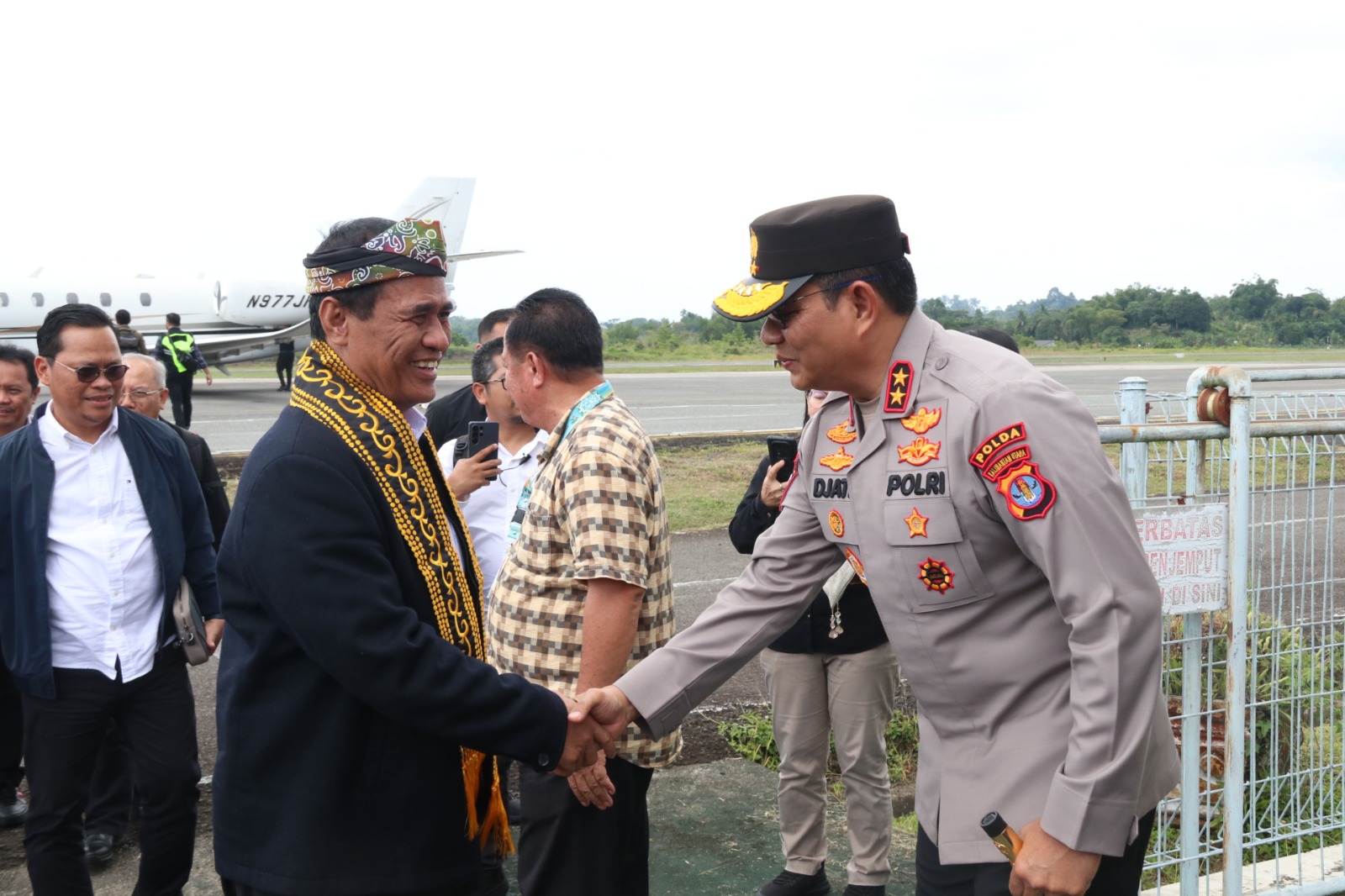 Kapolda Kaltara Sambut Kedatangan Mentan di Tarakan, Wujud Sinergitas dan Kesiapan Polri