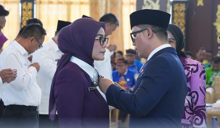 Bupati Ibrahim Ali Kukuhkan Pembina dan Pengurus Posyandu se-Tana Tidung, Tegaskan Pentingnya Kolaborasi Tekan Stunting